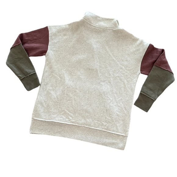 Women’s Maurice’s Sweatshirt - Picture 2 of 5